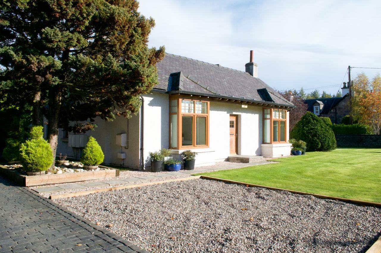 Millbank Cottage Blairgowrie and Rattray Exteriör bild