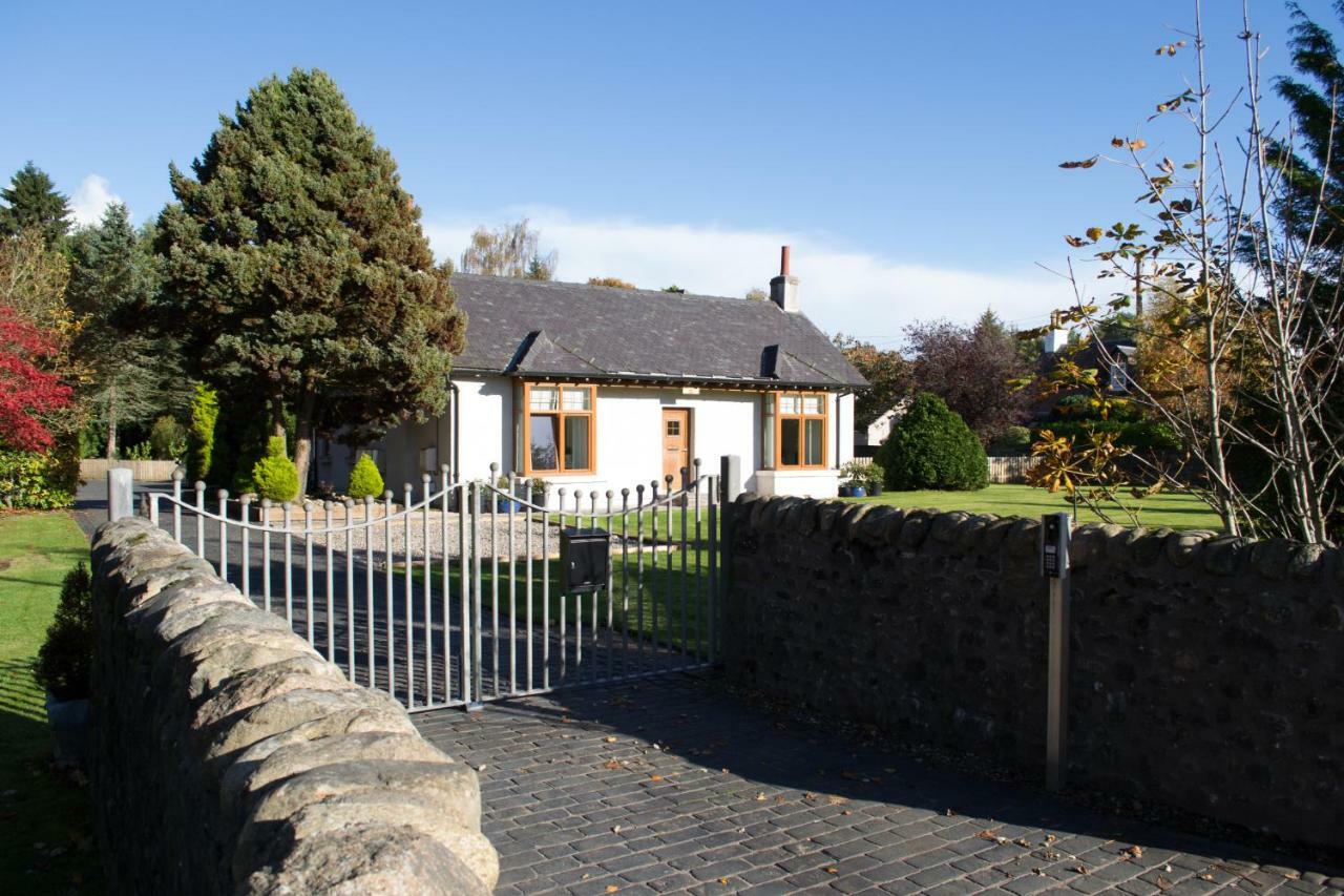 Millbank Cottage Blairgowrie and Rattray Exteriör bild